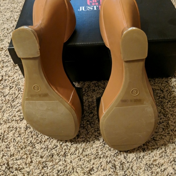 Wedge Shoe - Picture 4 of 5